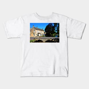 Kingsbridge Inn Bourton on the Water Cotswolds Kids T-Shirt